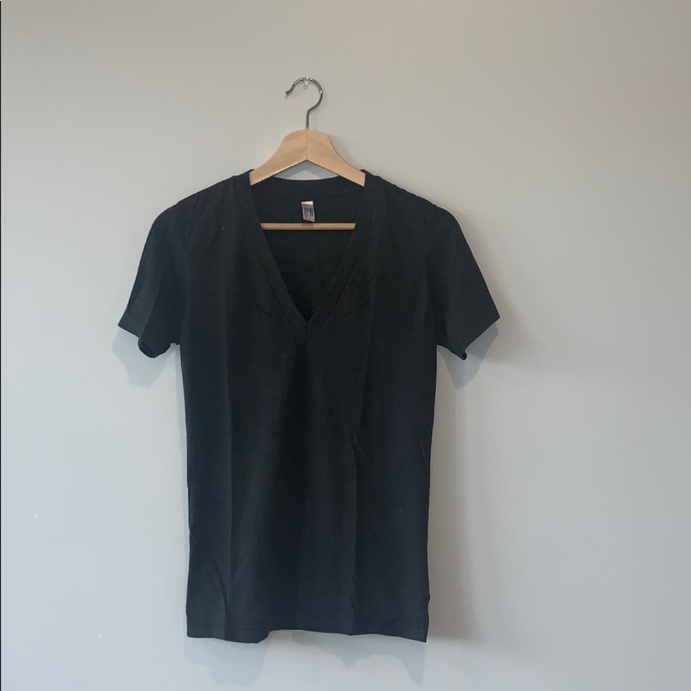 GUC American Apparel V Neck T-shirt